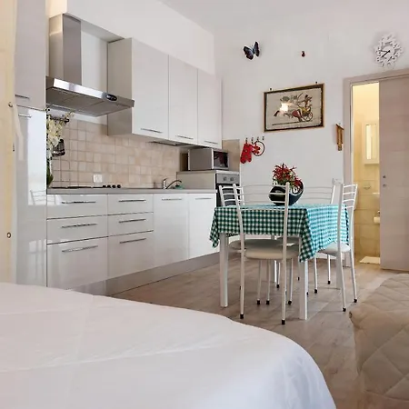 Holiday home I Gioiellini *